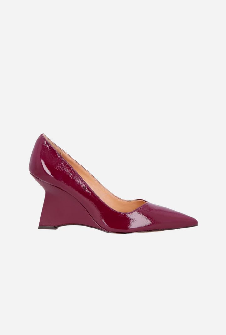 Scarpin Anabela Couro