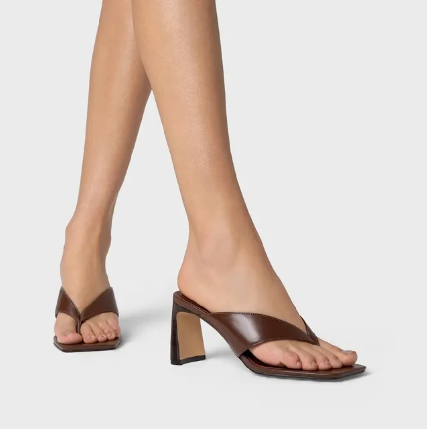 Open Mule Thong Iconic Couro
