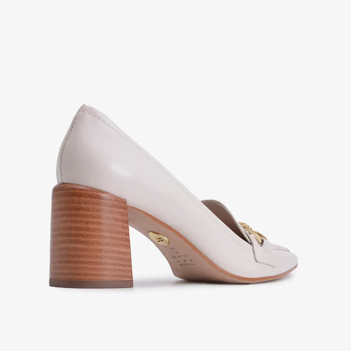 Scarpin Couro Salto Bloco