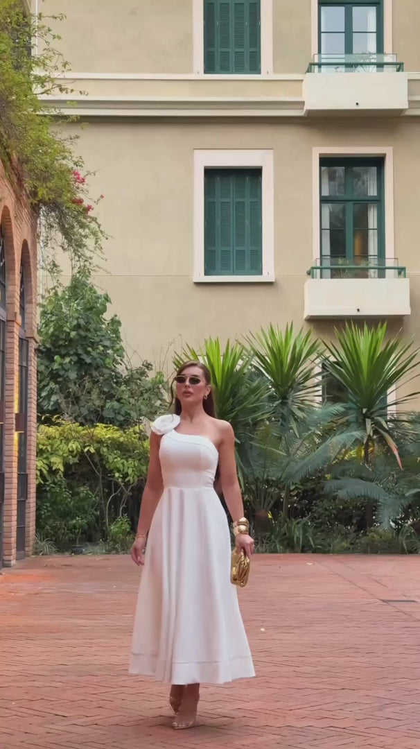 Vestido Midi Essenza