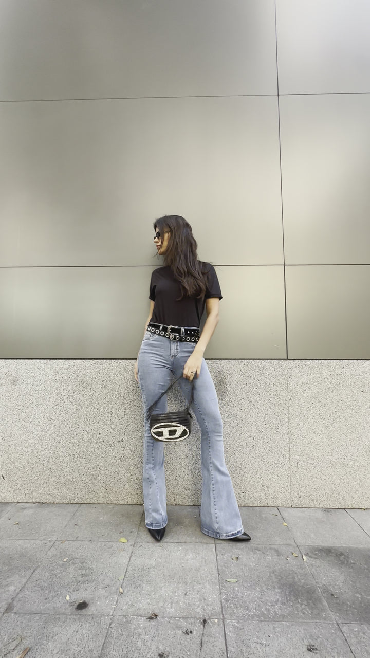 Flare Jeans