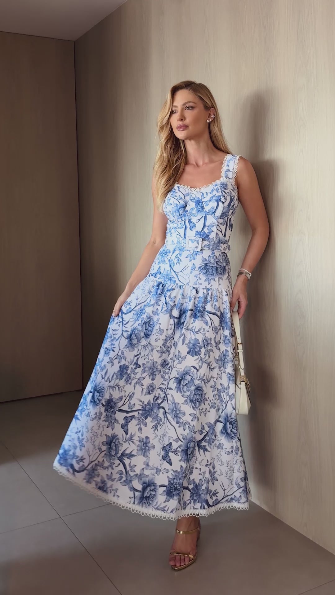 Vestido Midi Estampa