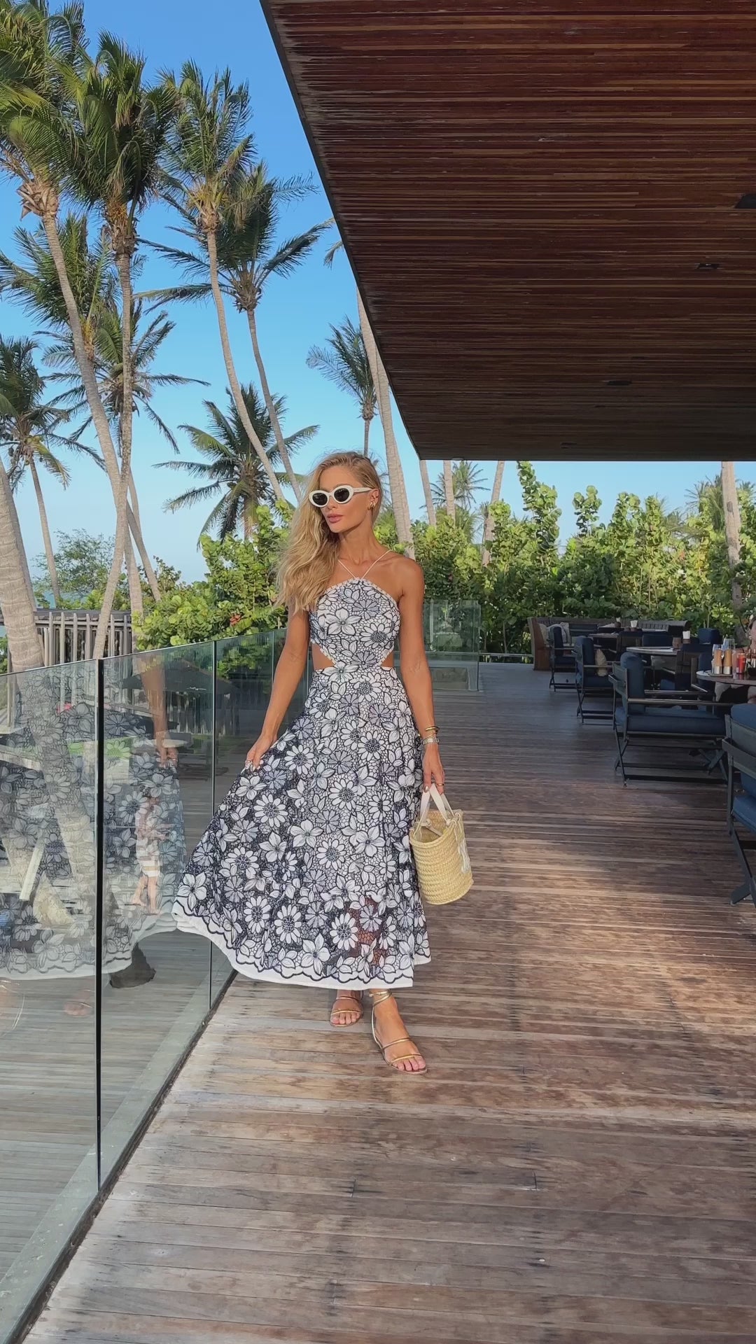 Vestido Midi Bordado