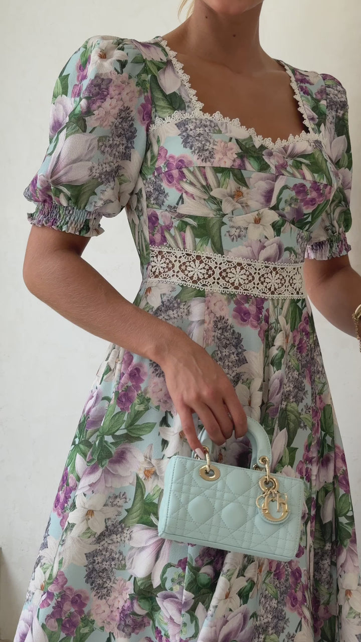 Vestido Midi Floral