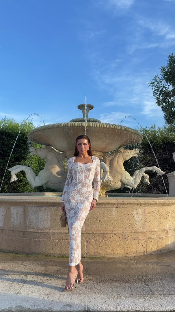 Vestido Midi Renda