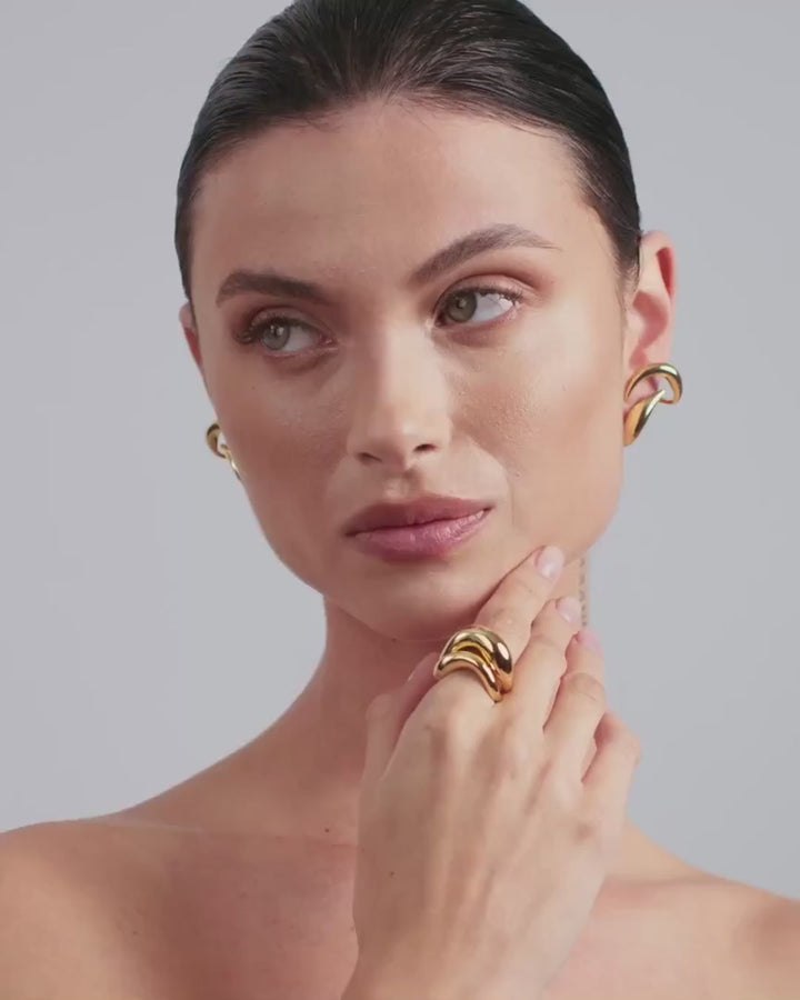 Double Passage Ring