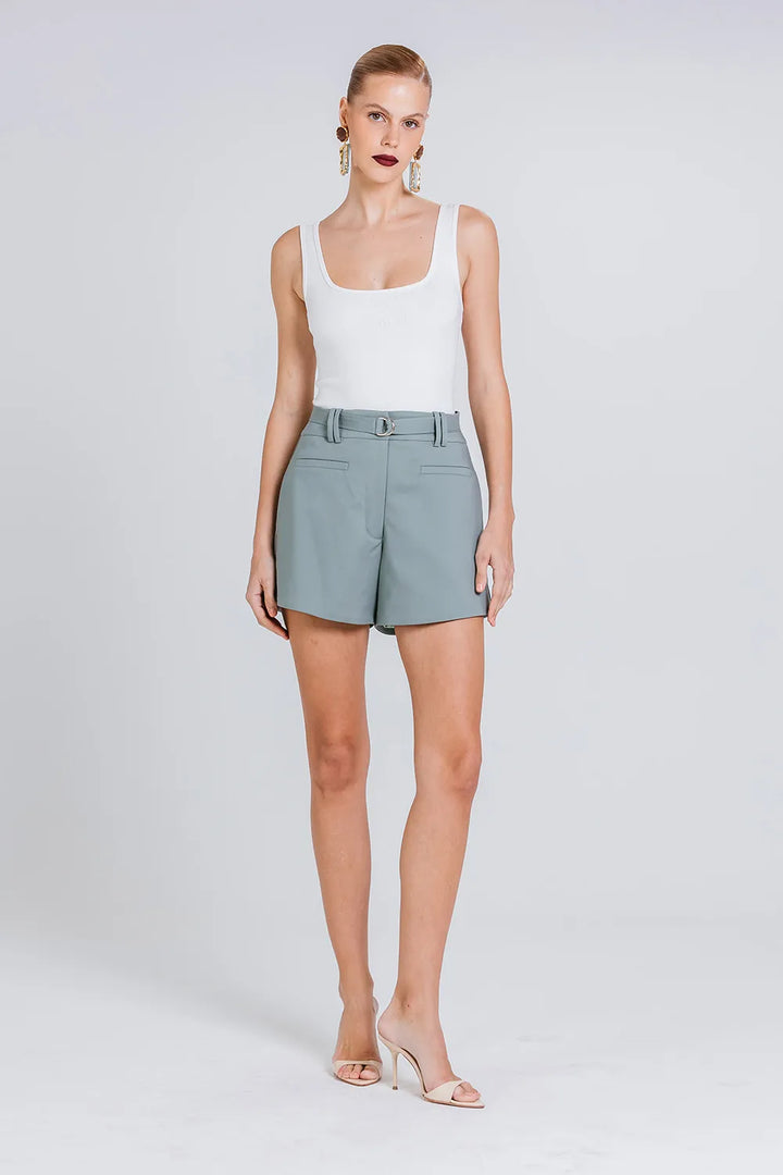 Short Valeria