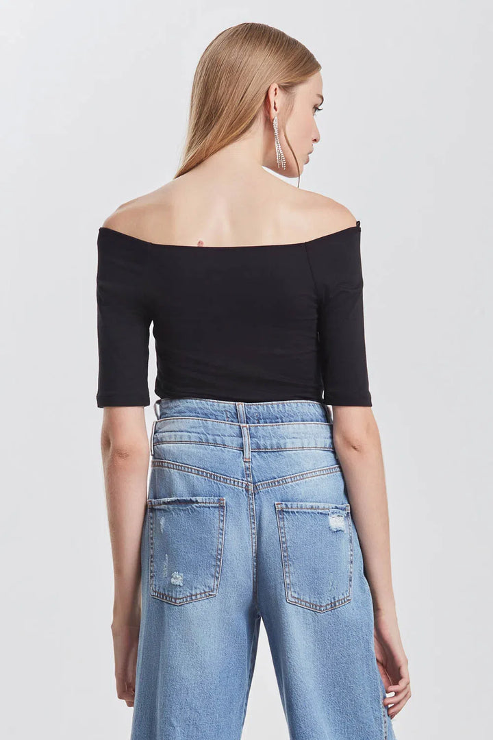 Basic Off-the-Shoulder Blouse