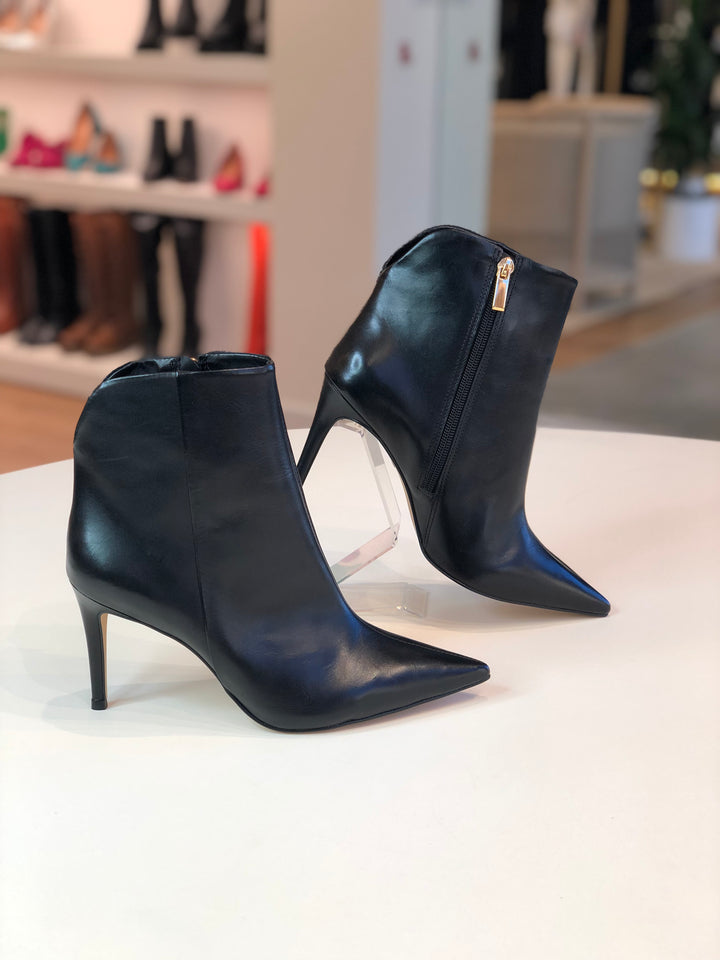 Short Boot with Thin Heel in Carrano Leather