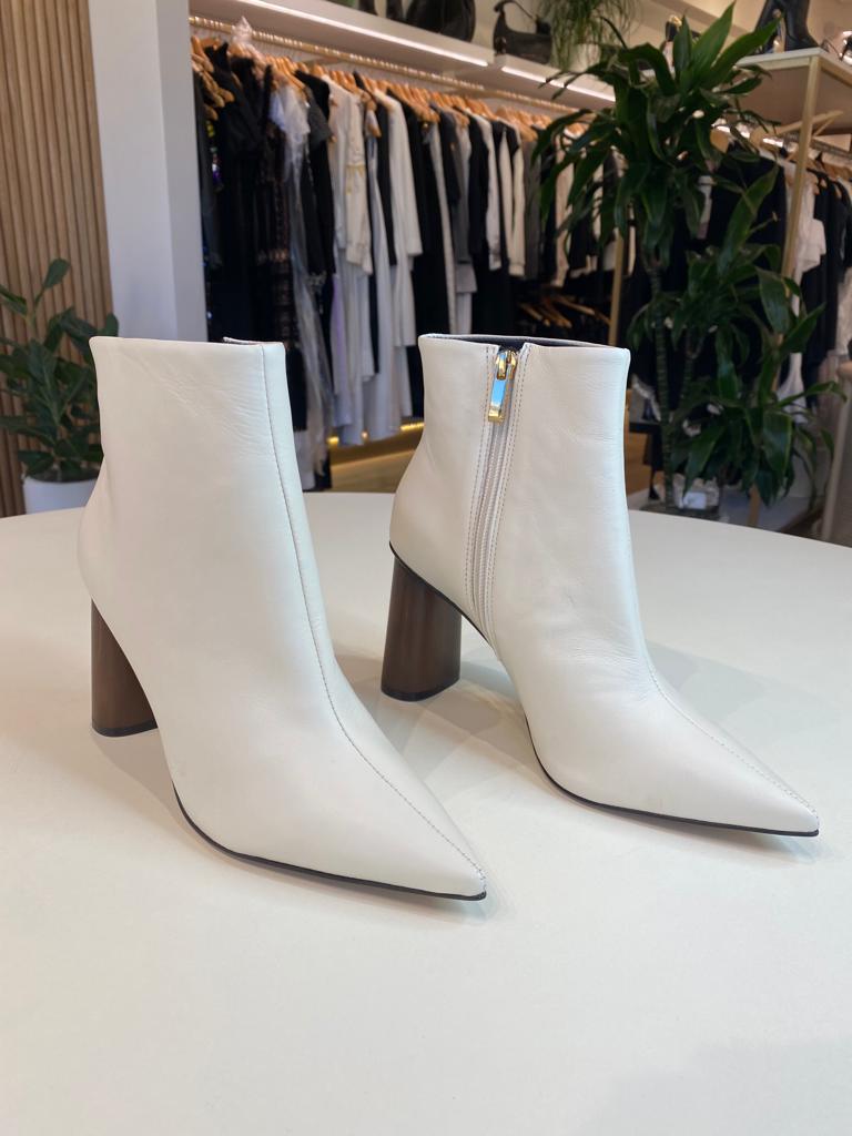 Carrano Beige Leather Short Boot