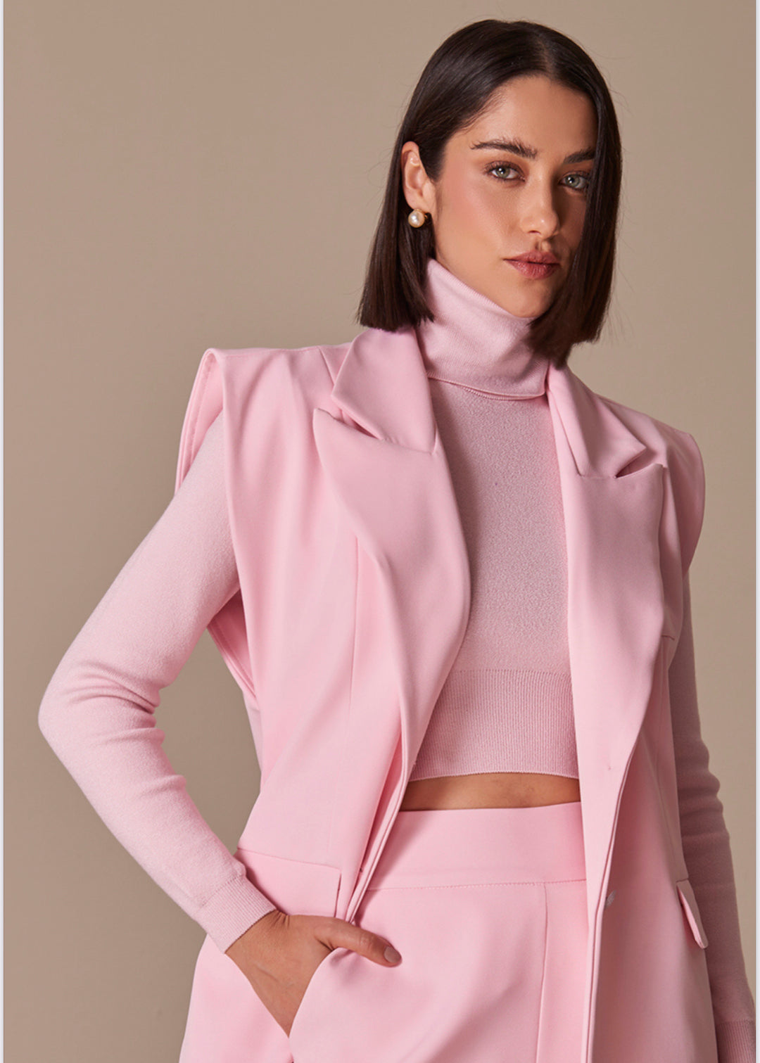 Anne Fernandes Vest+Pants Set
