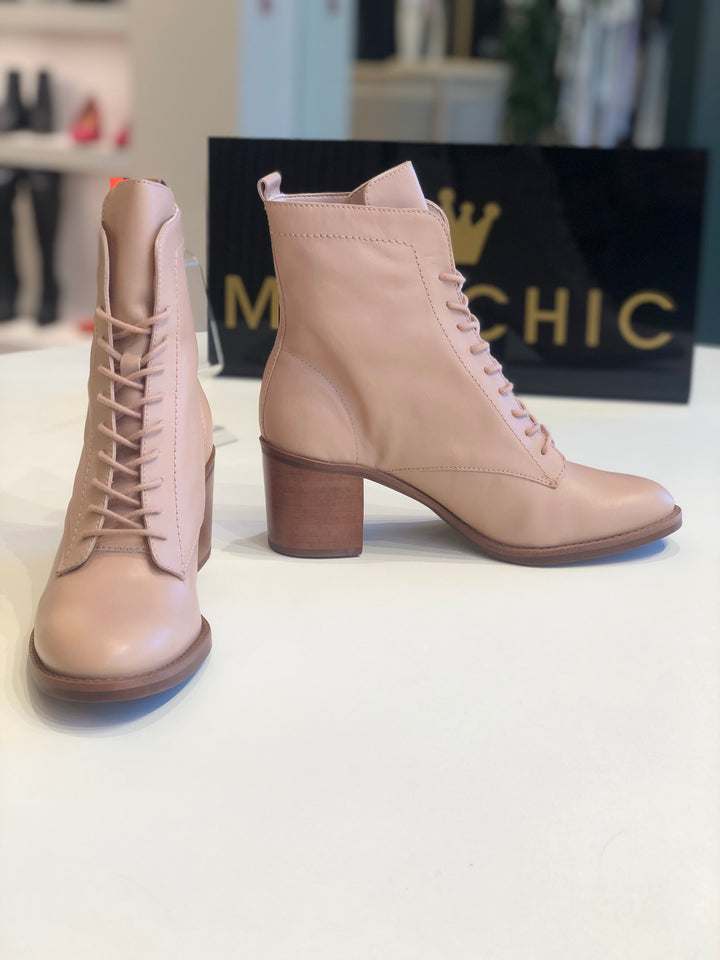 Loucos &amp; Santos Short Boot with Lace-up